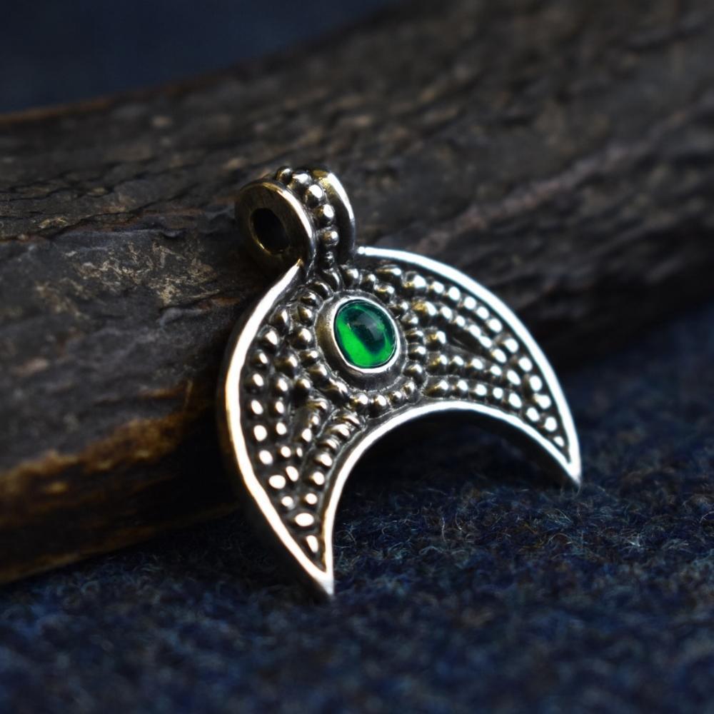 Small Lunular Amulet in Green-Pendants-Pewter, Viking-Sun Fox